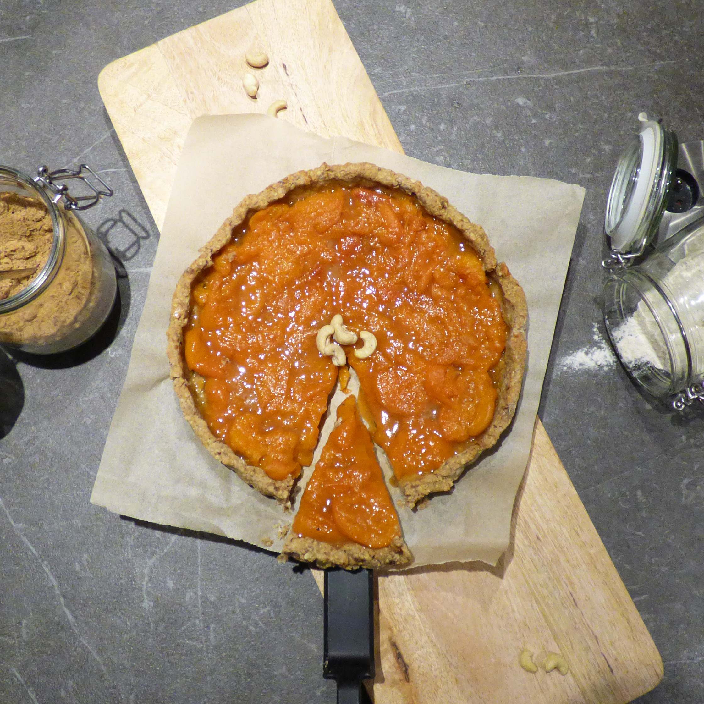 Tarte Végan aux abricots et épices