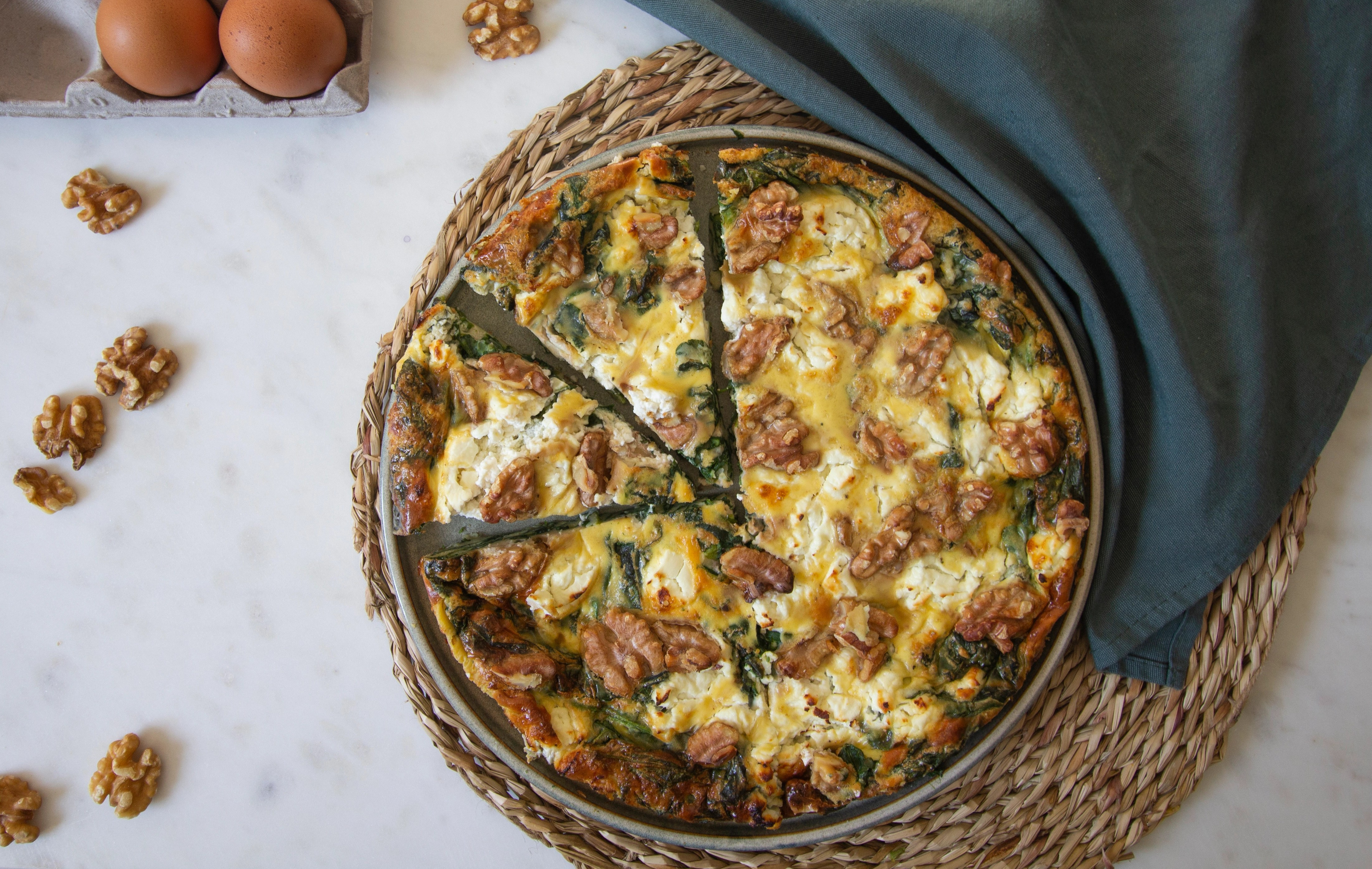 Quiche sans pâte chèvre, noix et épinard